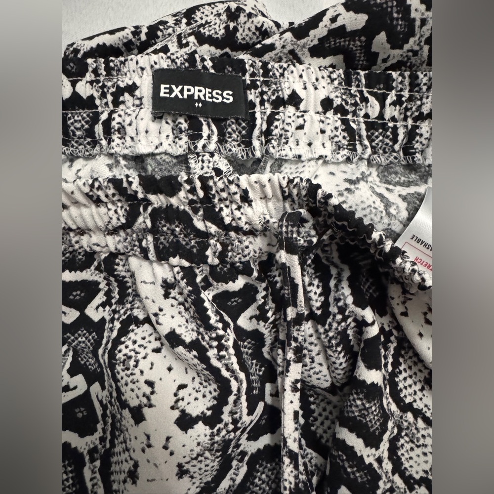 Express Snakeskin Jogger High Rise Drawstring With Pockets Python Pants EUC - Picture 7 of 7